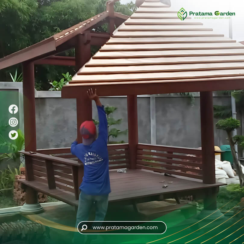 Pembuatan Gazebo / Saung
